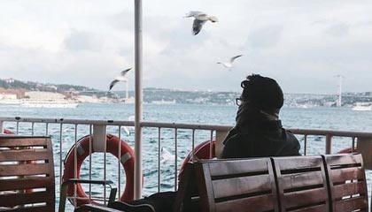 开云kaiyun-西甲激烈争夺，专家解读战术变化，西甲loading