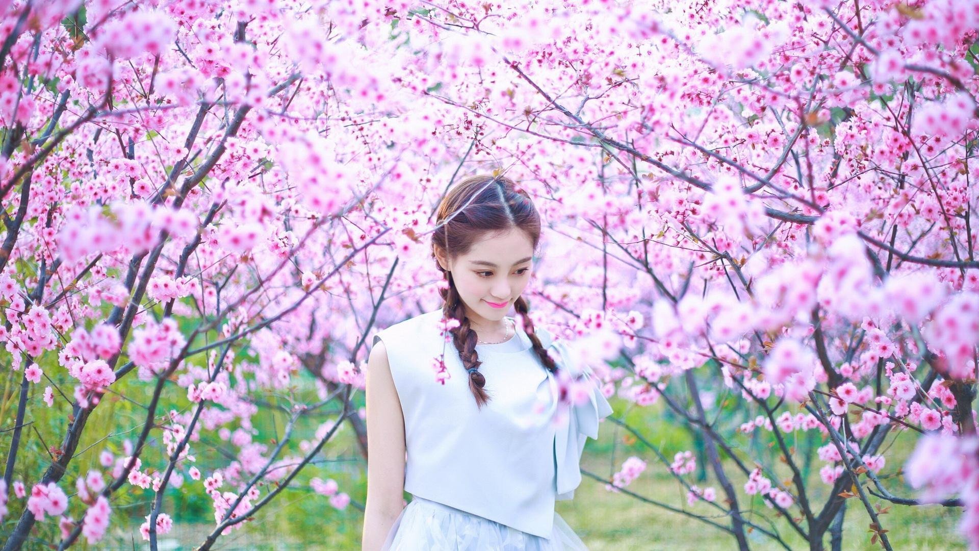 德甲新星不断涌现,成为球队的中流砥柱,德甲新人