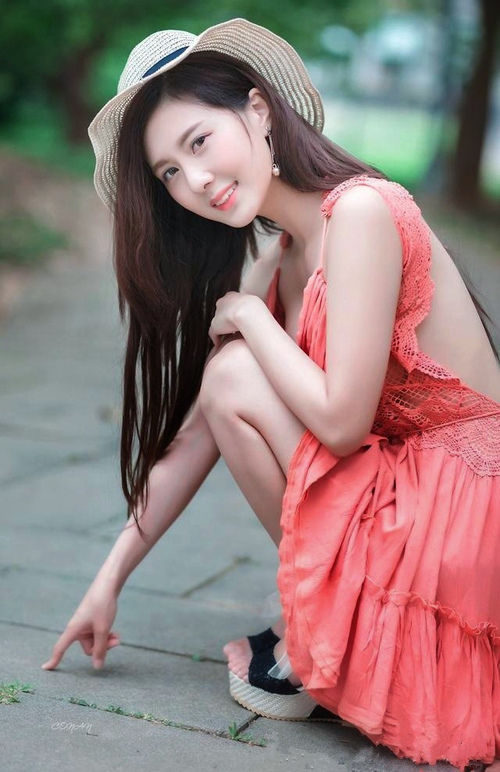 篮球场馆环境绿色改造工程推进，篮球场绿化