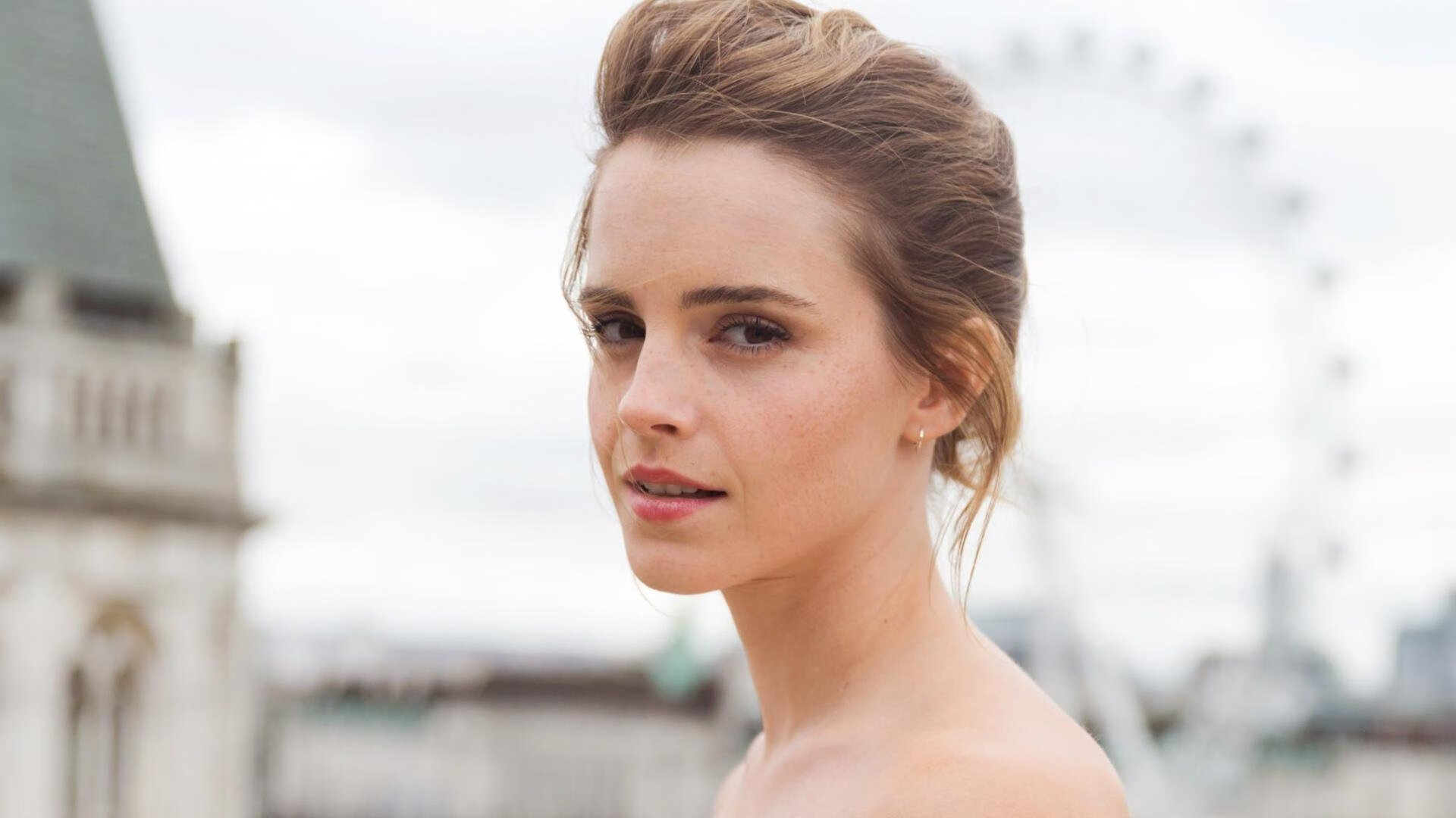 电竞游戏内社交互动设计与玩家粘性提升，电竞交流软件