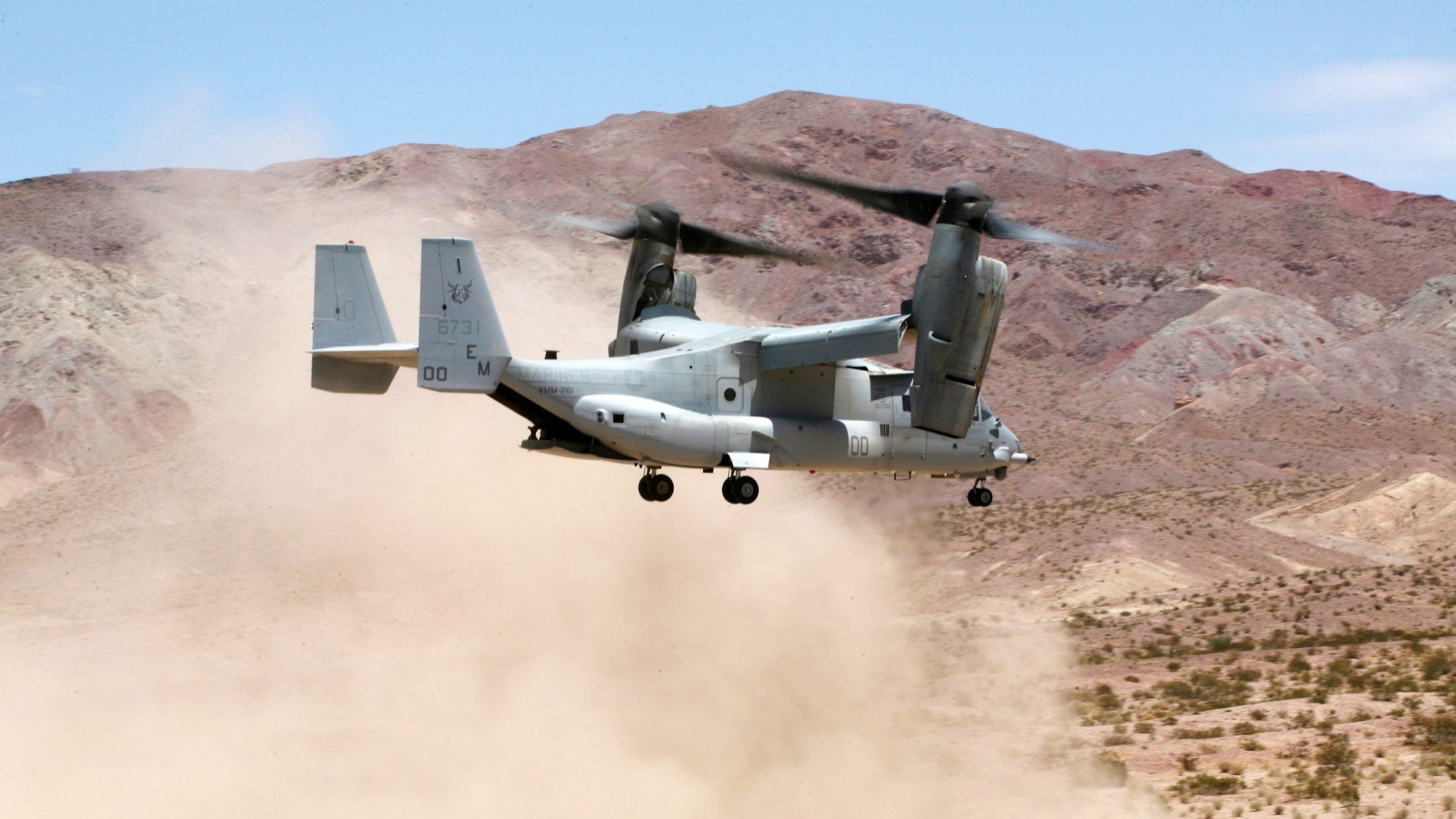 kaiyun登录入口-球队后防高位站位策略是否增加越位风险，后防最好的球队