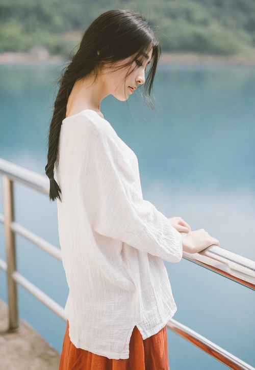 “马科斯·莫奇的高强度防守与全场覆盖,推动阿根廷美洲狮队迈向顶级行列”